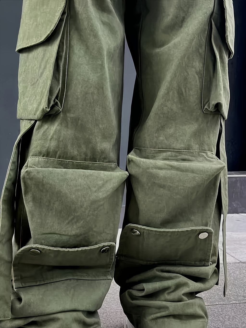 Oversized Multi-Pocket Cargo Pants